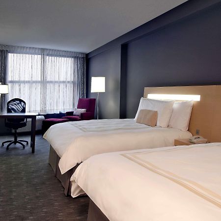 โนโวเทล มอนทรีออล แอโรพอร์ต โฮเทล Hotel ดอร์วาล ภายนอก รูปภาพ