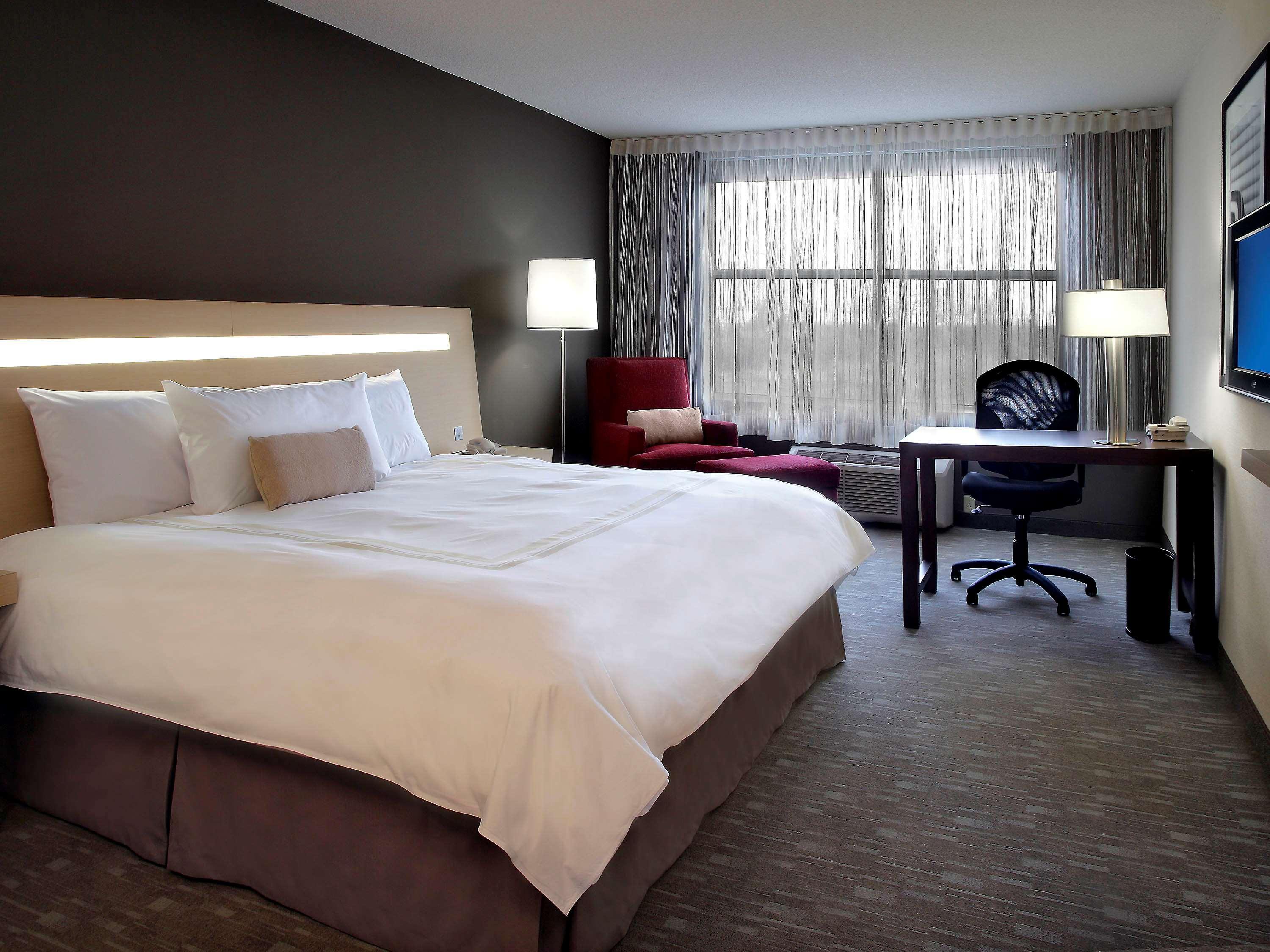 โนโวเทล มอนทรีออล แอโรพอร์ต โฮเทล Hotel ดอร์วาล ภายนอก รูปภาพ